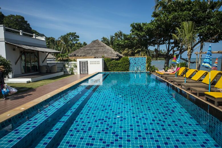Hotel Serenity Resort