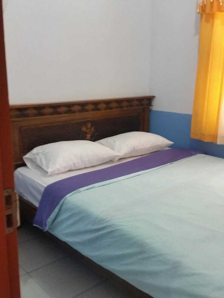 Bed & Breakfast Larantuka Beach Apartments.