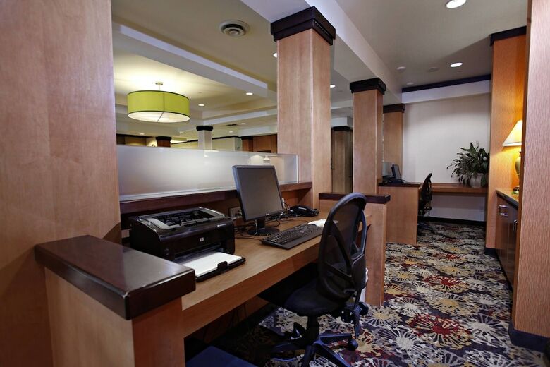 Hotel Fairfield Inn & Suites By Marriott Sudbury
