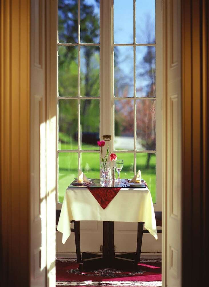 Hotel Westover Inn