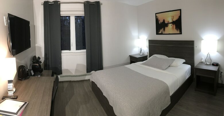 Amber Hotel