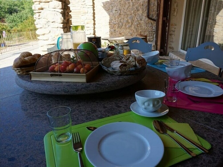 Bed & Breakfast La Buisse