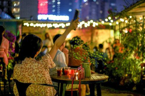 Chengdu Flipflop Lounge Hostel
