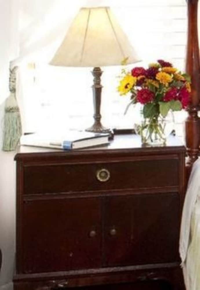 Bed & Breakfast American Guest House