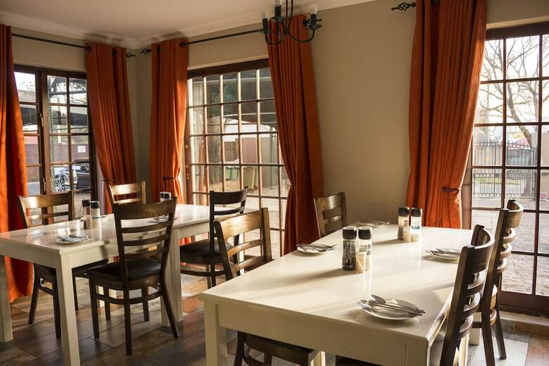 Hotel Ruth Avenue Guest House