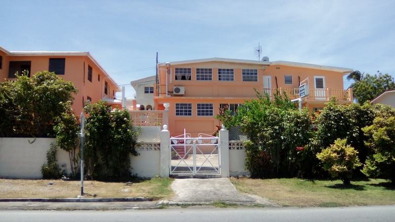 Hotel Shonlan Inn And Apartments