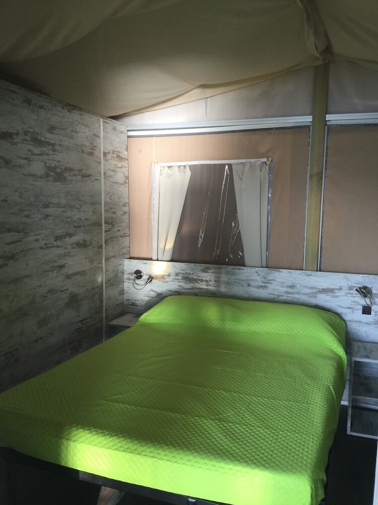 Parco Del Lago Glamping & Lodges