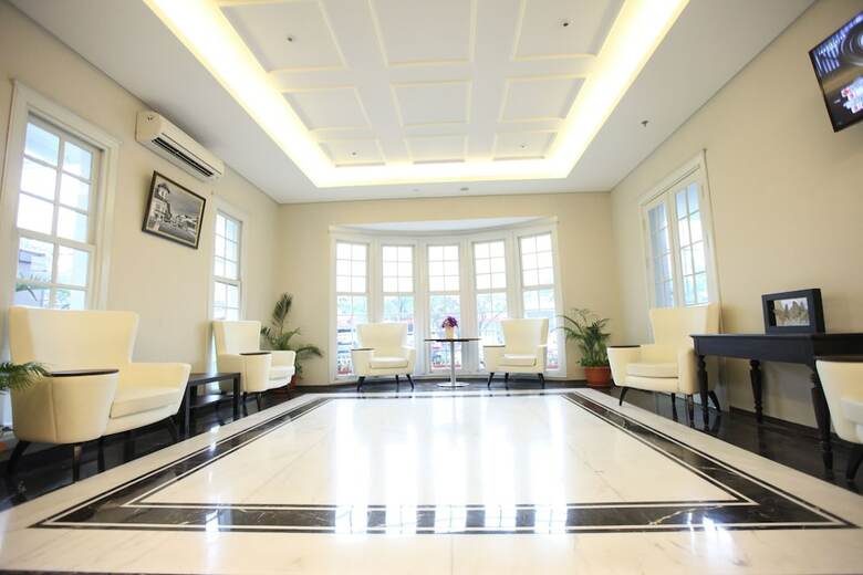 Grand Tebu Hotel
