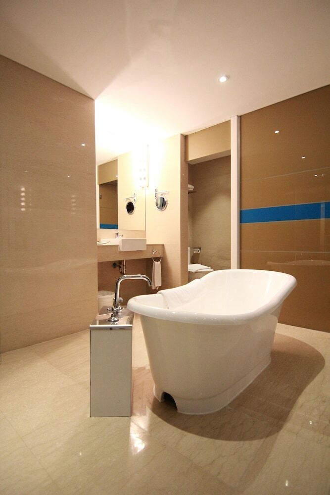 Grand Tebu Hotel