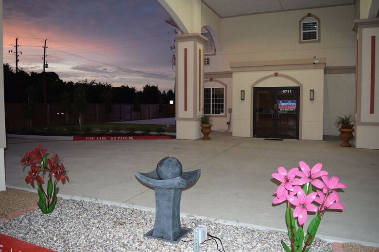 Motel America's Inns & Suites Willowbrook
