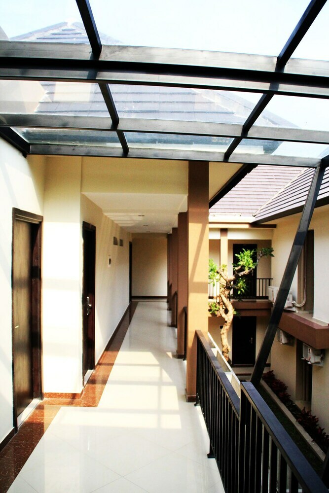 Hotel Grand Pondok Puri Ayu