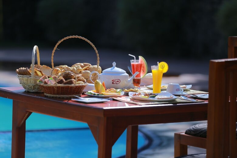 Hotel Owinrich Resort