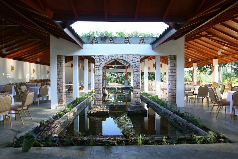 Hotel The Tea Tree Resort