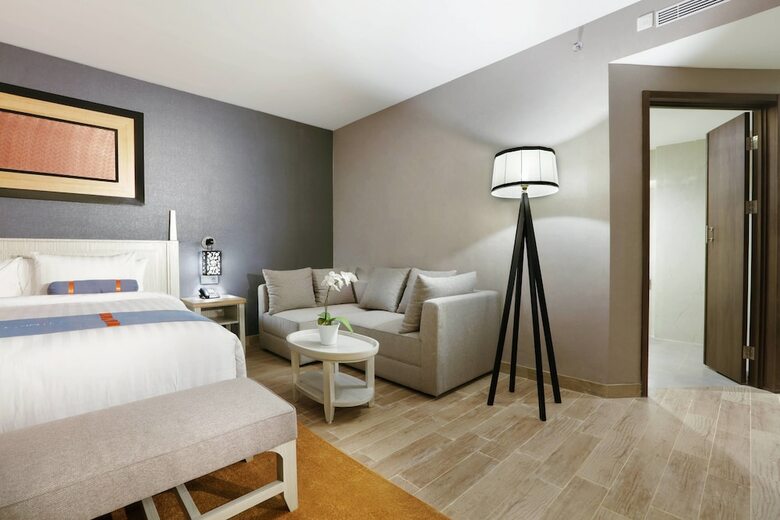 Hotel Harper Perintis - Makassar By Aston
