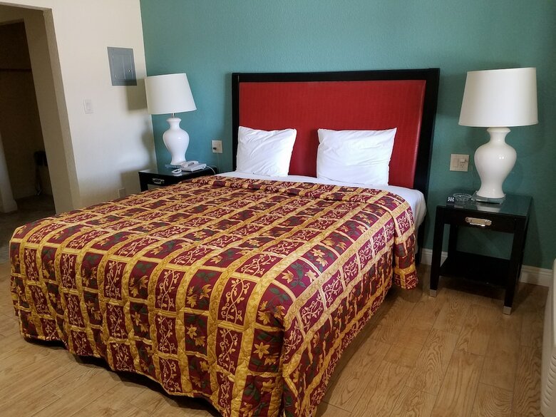 El Rancho Motel