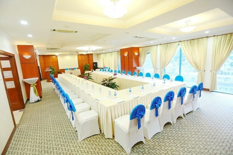 Nam Cuong Hai Phong Hotel