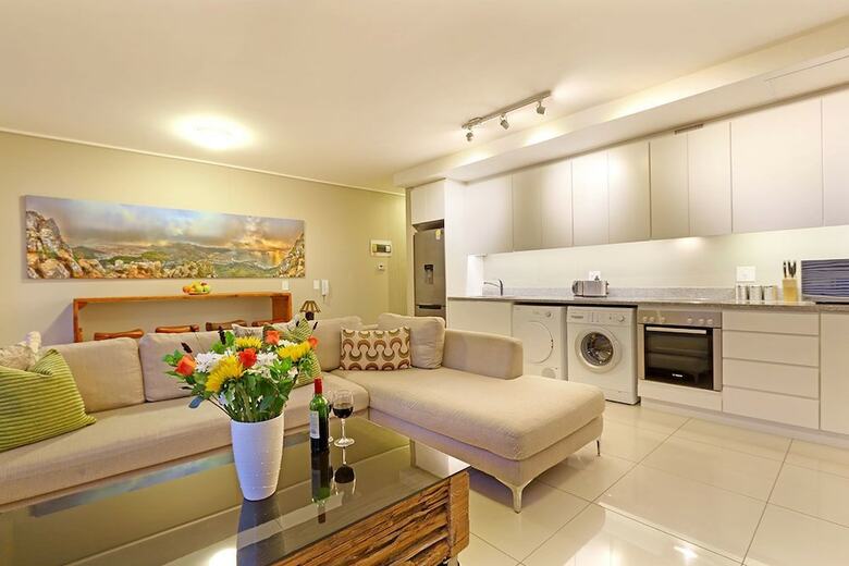 Apartamentos Afribode Acc Odyssey