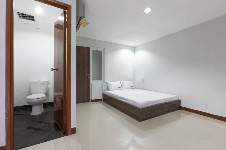 Hotel Reddoorz @ Cideng
