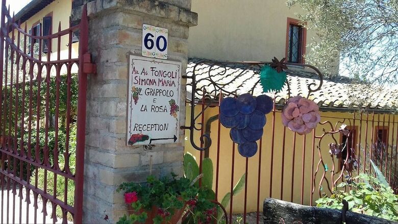 Agroturismo Il Grappolo E La Rosa