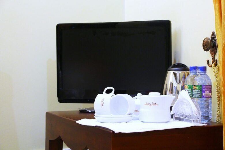Hotel Lovely Villa Negombo