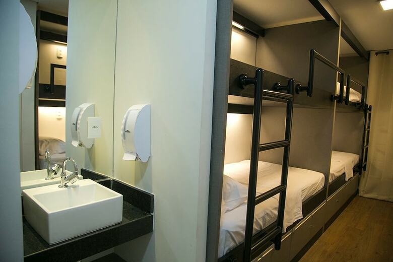 Hostal Ipanema Beach Hostel