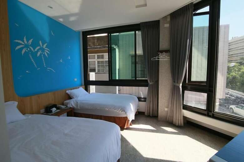 Lightness Hotel