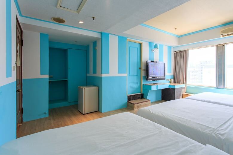 Liuhe Su Hotels