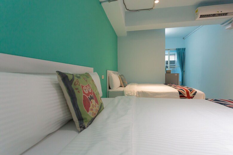 Liuhe Su Hotels