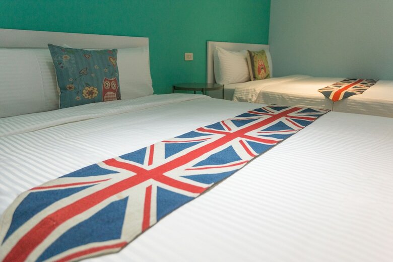 Liuhe Su Hotels