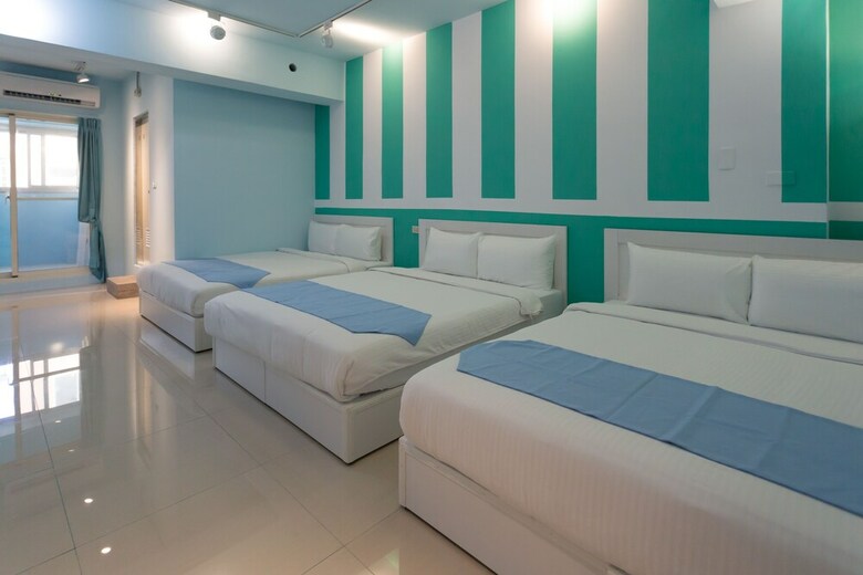 Liuhe Su Hotels