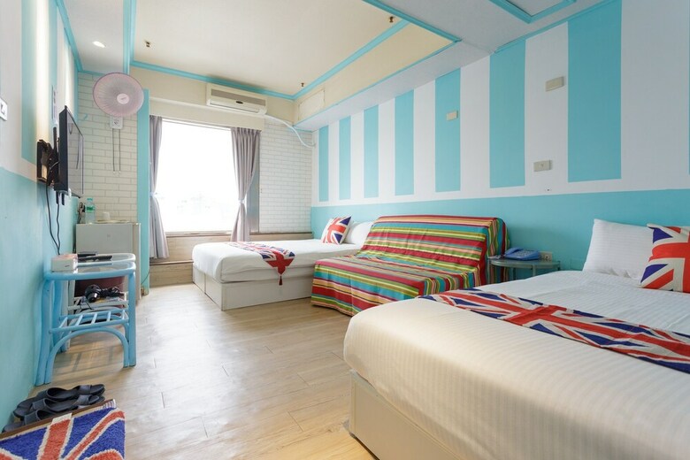 Liuhe Su Hotels