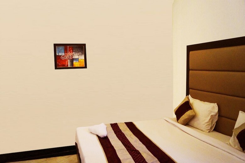 Hotel Optimum Sheela Inn @ Taj