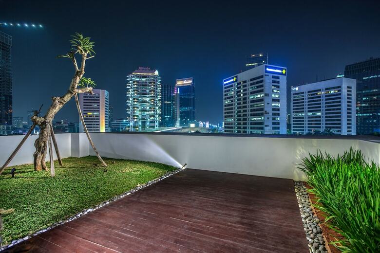 Hotel Upscale Suites