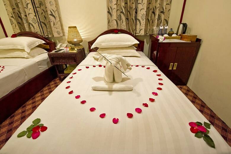 Hotel Mega Star