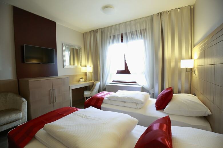 Hotel Raca