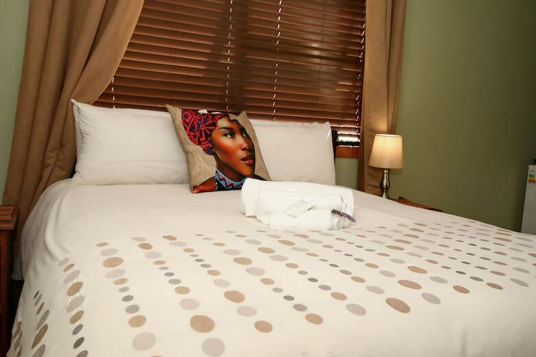 Hotel Summer Garden Guest House (The Palms)