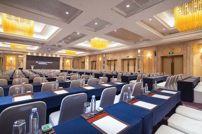 Hotel Wyndham Grand Xiamen Haicang