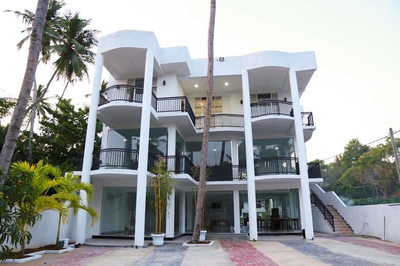 Hotel Muthu Resort