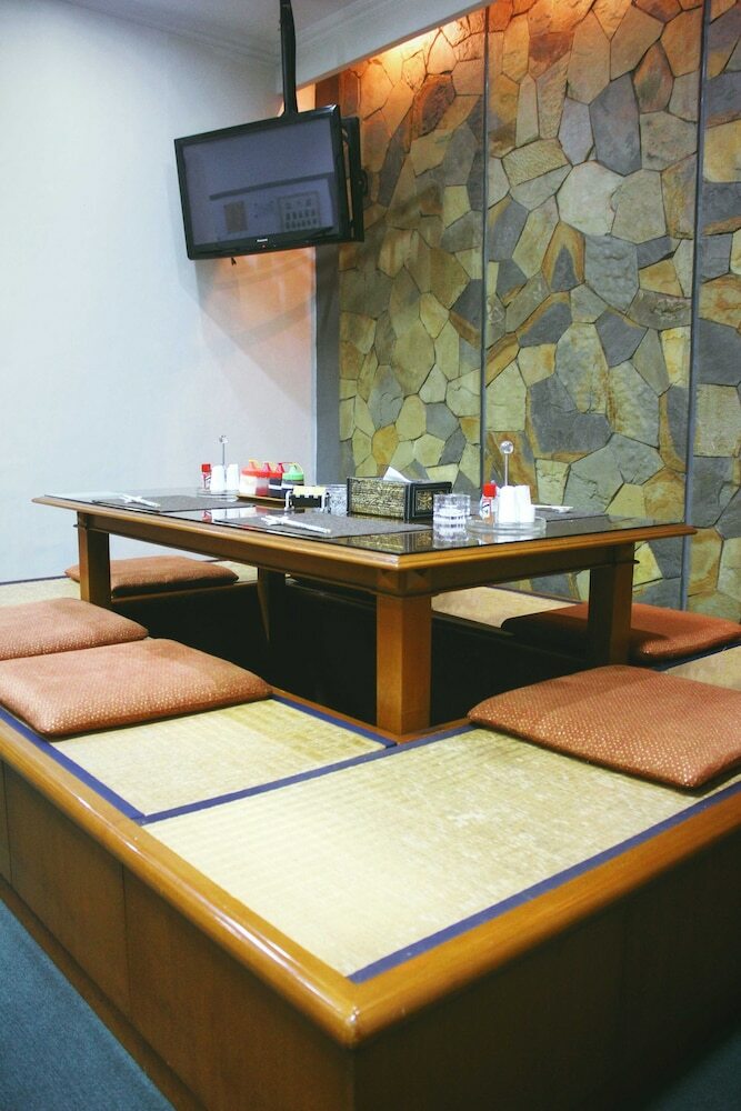 Hotel Chandra Residence