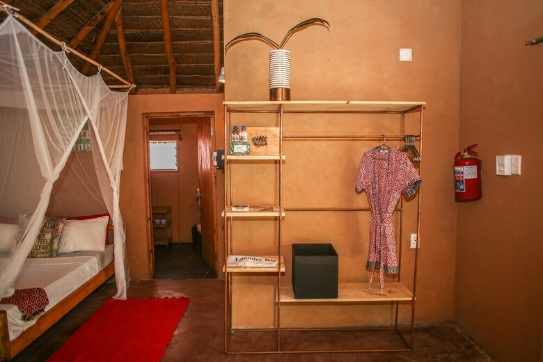 Hostal Mozambeat Motel