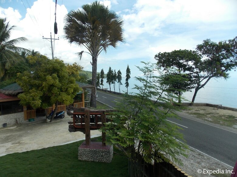 Hotel Lantawan Resort