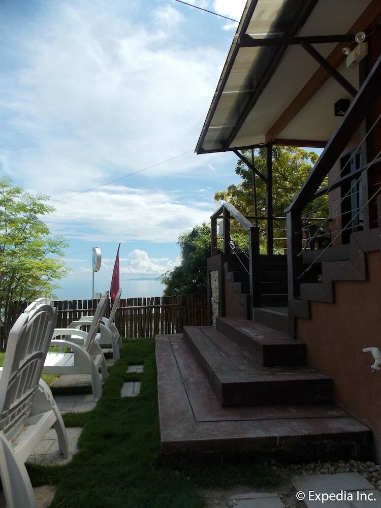 Hotel Lantawan Resort