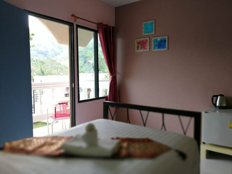 Hotel Stamp Hills Resort & Restaurant