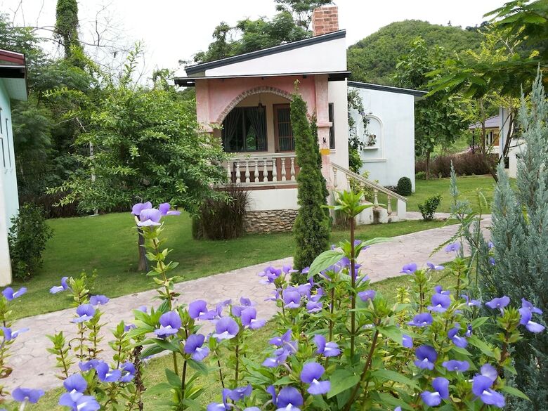 Hotel Stamp Hills Resort & Restaurant