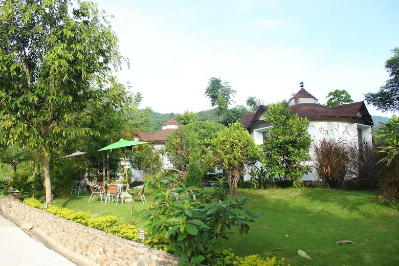 Hotel The Happiness Resort