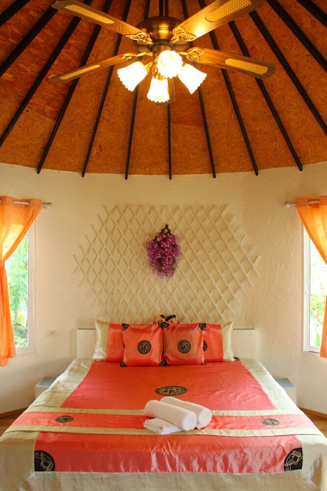 Hotel The Happiness Resort