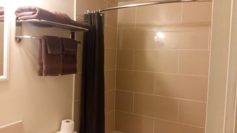 Hotel Morinville Plaza & Suites