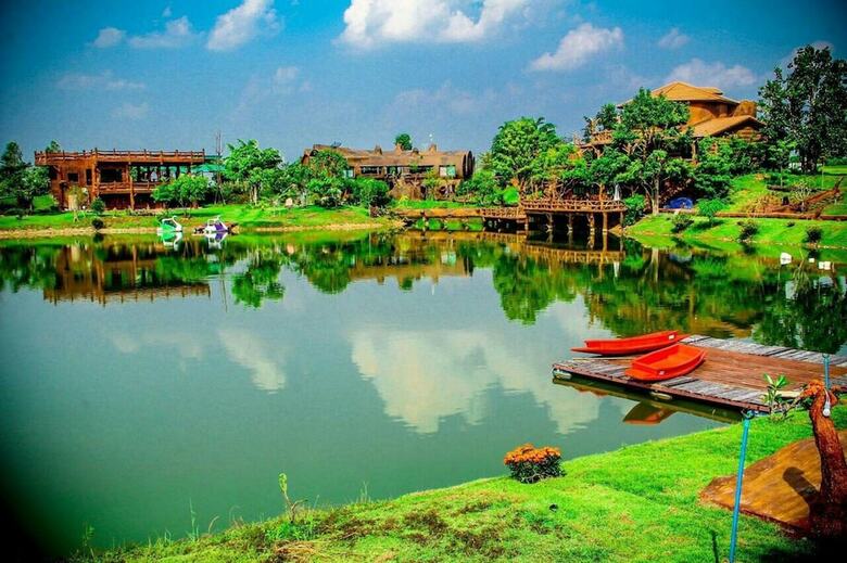 Hotel Timberland And Fruit Resort
