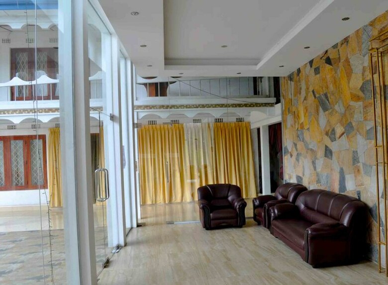 Yoho Thushara Hotel Welimada