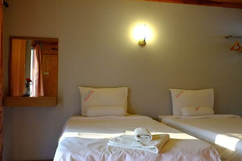 Hotel Lumphachi Lakehill Resort